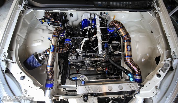 Engine bay Isuzu D-Max tampak resik dengan sentuhan wiretuck