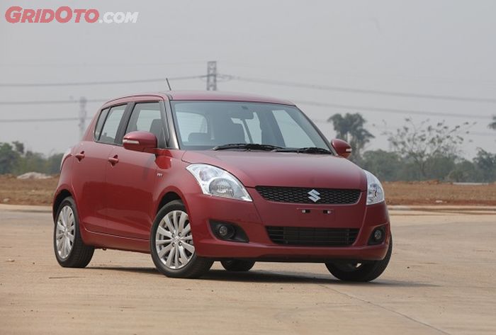 Spesifikasi dan harga Suzuki Swift tahun 2013 seken