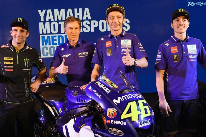 LIn Jarvis dikelilingi Johan Zarco, Valentino Rossi dan Maverick Vinales