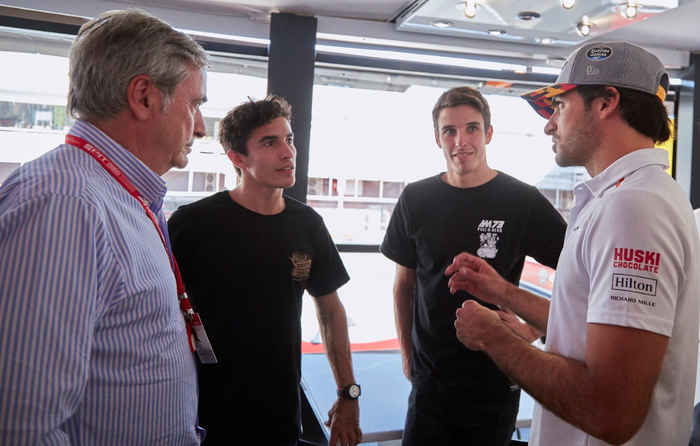 Dari kiri ke kanan: Carlos Sainz, Marc Marquez, Alex Marquez, Carlos Sainz Jr.