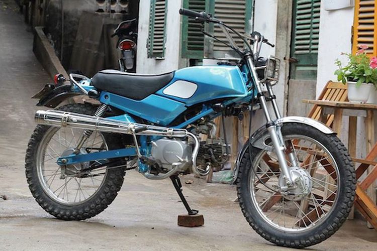 Honda win 100 Custom