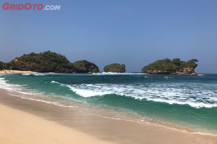 Pantai Pacitan Pasir Putih - Wallpaper Alam