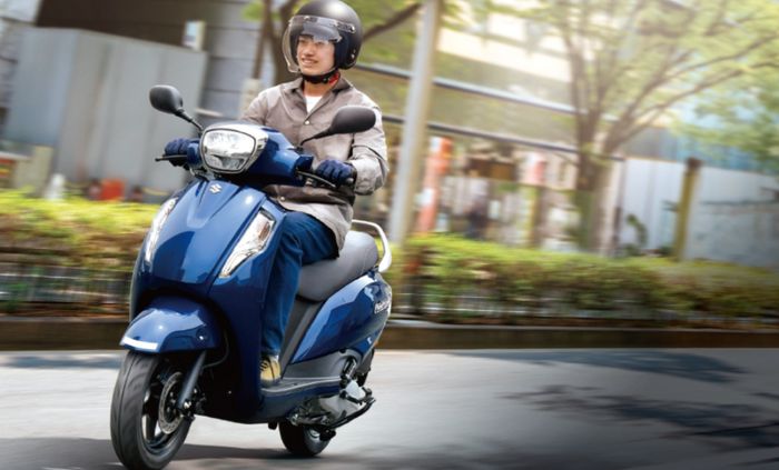 Suzuki Adress 125 di Jepang dibanderol hampir setara Yamaha NMAX 155. Intip spek dan fiturnya.