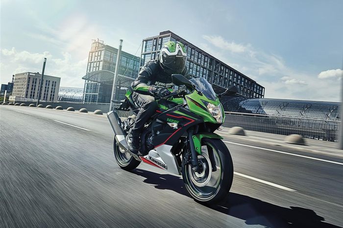 Kawasaki Ninja 125 model tahun 2022 di Eropa