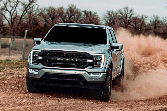 Modifikasi Ford F-150 hasil garapan Roush Performance, Amerika Serikat