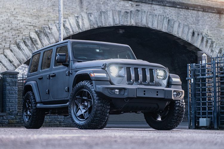Jeep Wrangler Tampil Serba Hitam Jadi Garang Dan Menyeramkan Gridoto Com