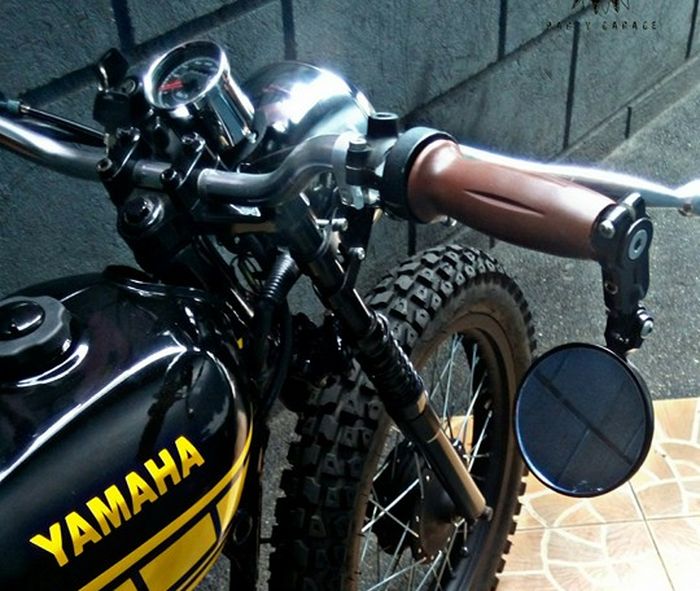 Bagian depannya motor kustom banget