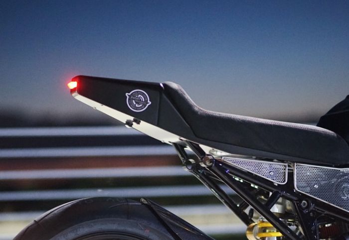 Subframe sudah dirombak dan diberi buntut kustom