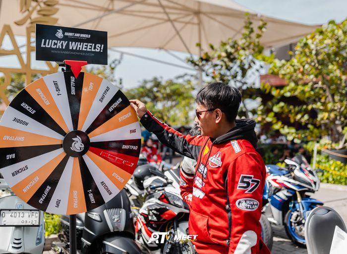 Lucky Wheels berhadiah apparel dari Rabbit and Wheels