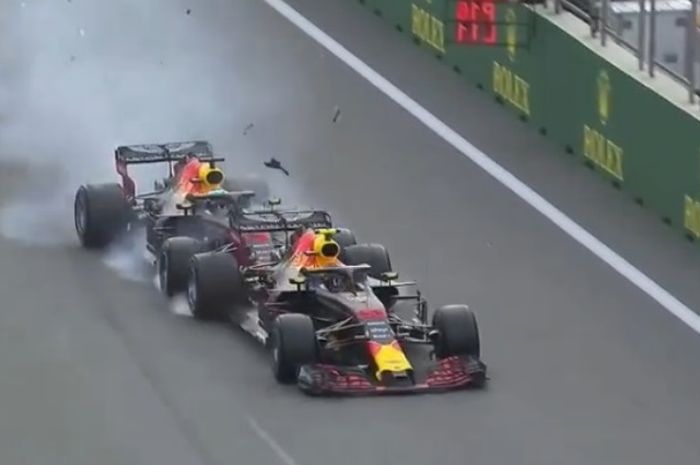 Tabrakan 2 pembalap satu tim, Ricciardo dan Verstappen, membuat bos tim Red Bull murka