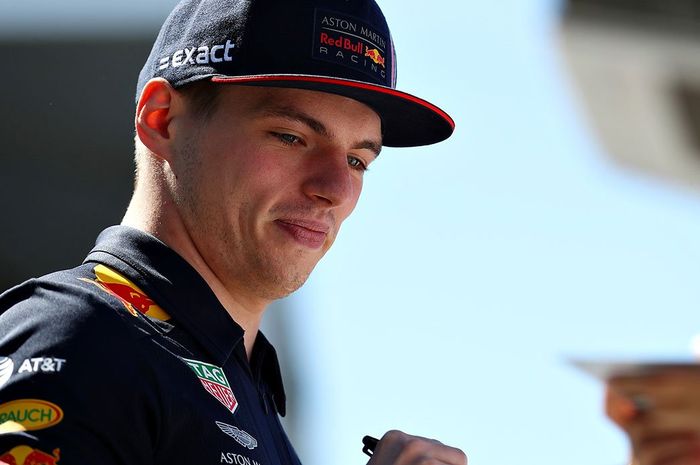 Pembalap Red Bull, Max Verstappen, mengaku bertekad untuk bisa mengalahkan Mercedes Jelang F1 Kanada 2019 