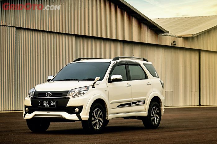 Harga mobil bekas Toyota Rush 