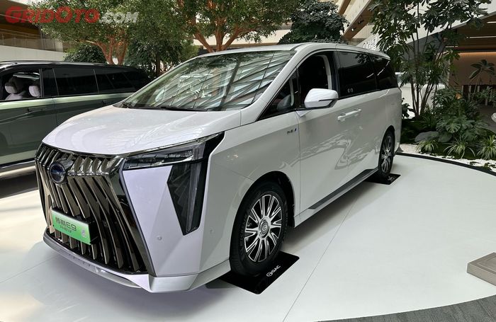 GAC E9 PHEV yang digadang-gadang bakal meluncur di Indonesia
