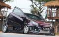 Toyota Agya Kebangetan, Luar Kayak Supercar, Dalamnya Kayak Bar