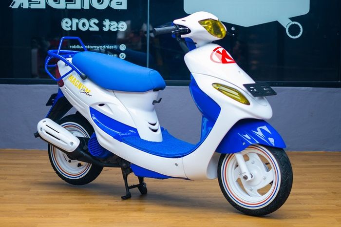 Kymco Easy 100 karya Rainbow Moto Builder ala Magnum Saber