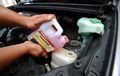 Cara Merawat Mobil Bekas, Boleh Tambah Radiator Coolant Beda Merek?