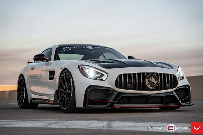 Modifikasi Mercedes-AMG GT S hasil garapan Creative Bespoke, Arizona