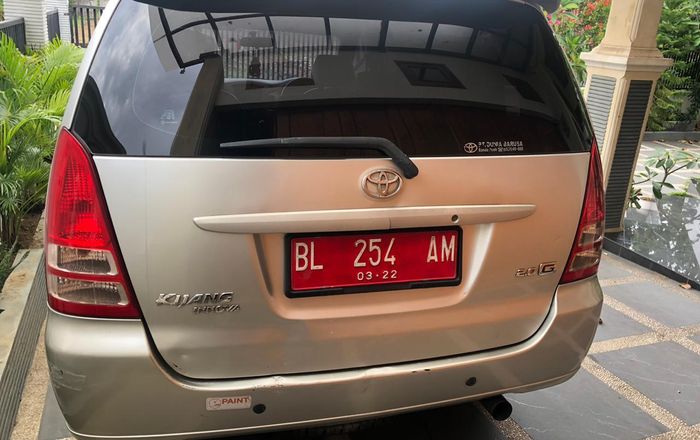 Kondisi Toyota Kijang Innova G 2006 bekas yang dilelang.