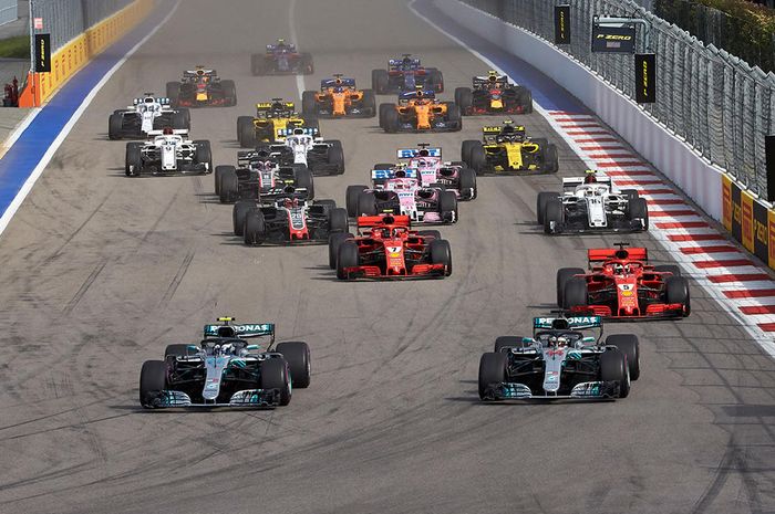 Tahun depan pembalap F1 akan balapan lebih panjang, sampai bulan Desember