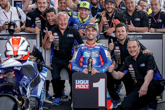Mattia Pasini juara di Moto2 Argentina dengan motor tanpa tuas rem depan