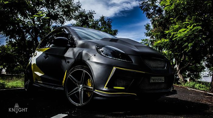 Tampilan fascia Honda Brio yang dibuat beda