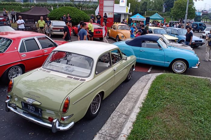 Serunya kumpul mobil - motor retro di Bintaro