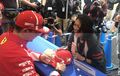 Foto-foto Histeris Fans Ketemu Kimi Raikkonen Menjelang F1 Jepang
