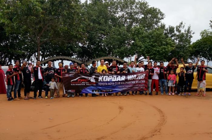 Kopdar wajib Komunitas mobil Toyota Agya Club (TAC) Kalimantan Selatan