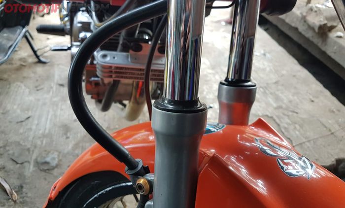 Pasir bisa membuat sil dan as sokbreker depan baret