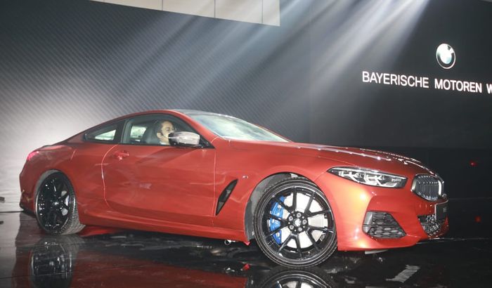 BMW M850i xDrive Coupe