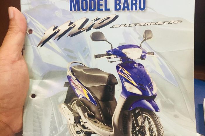 Buku pengenalan model baru Yamaha Mio tahun 2003