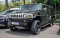 Hummer H2 Jadi Limusin, Pakai 6 Roda Sekaligus Tapi Kakinya Cungkring