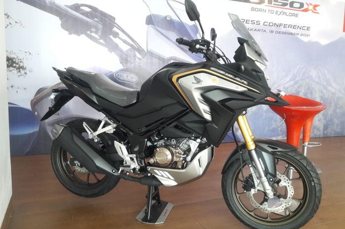 Honda CB150X di Astra Motor Yogyakarta