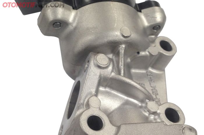 Komponen EGR mobil diesel