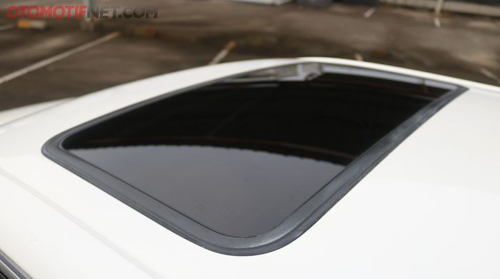 Sunroof OEM AE101 jadi pamungkas di eksterior