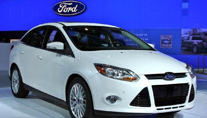 Ford Focus generasi ketiga versi sedan