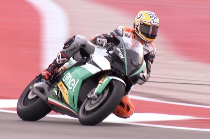 Colin Edwards di atas Energica EGO Corsa MotoE