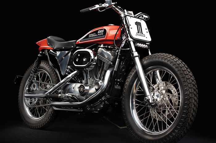 Replika Harley-Davidson XR750 berbasis  Sportster 883
