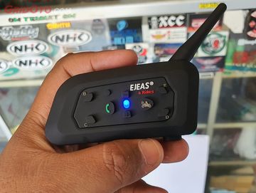 Dua Intercom Helm Ini Harganya Cuma Rp 500 Ribuan Sena Killer Gridoto Com