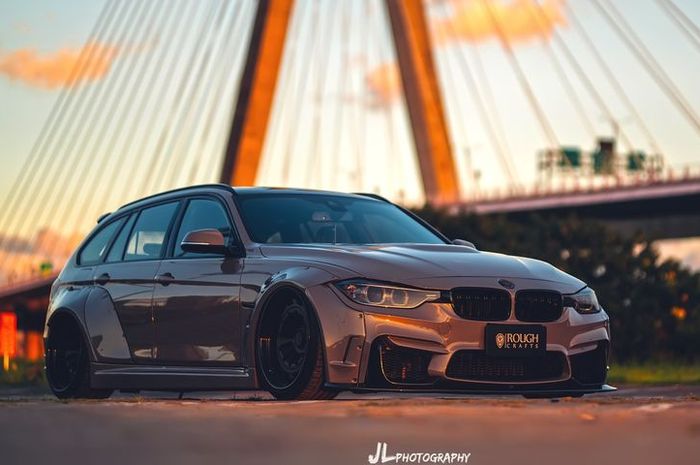 Modifikasi BMW Seri-3 Touring dengan konsep gado-gado