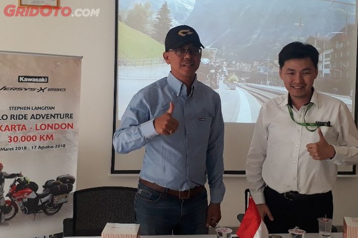 Stephen Langitan dan Michael Chandra, Head of Sales Promotion PT Kawasaki Motor Indonesia