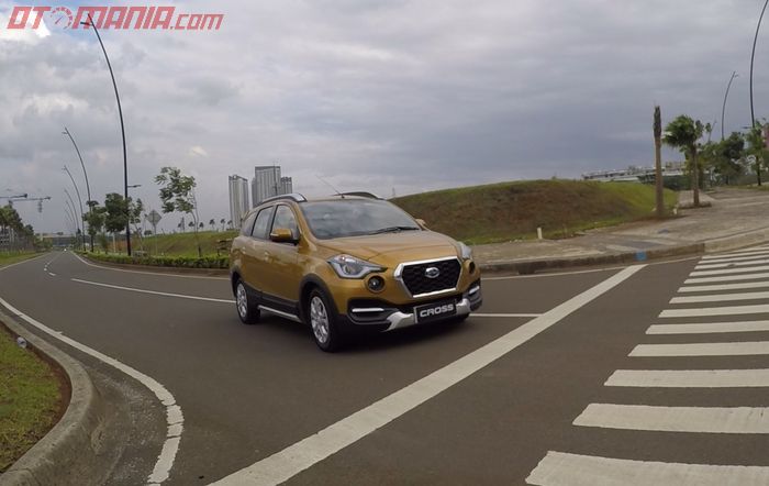 Datsun Cross first drive