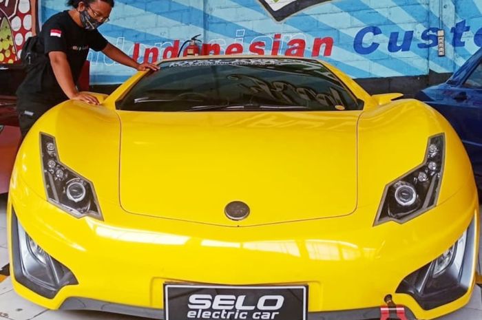 Ricky Elson dan mobil listrik Selo