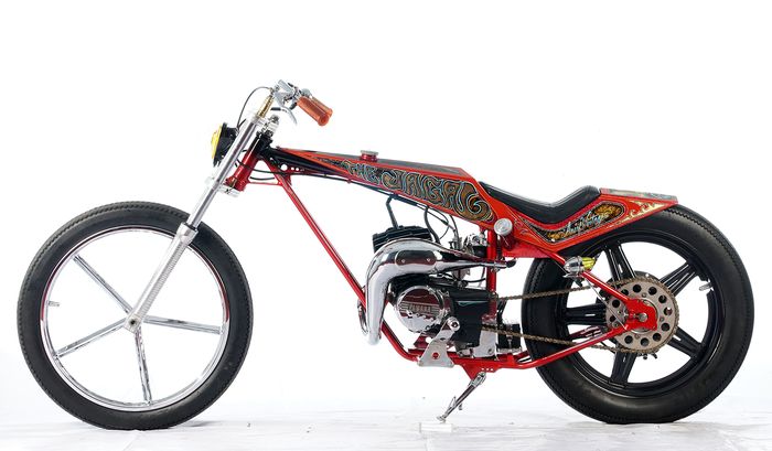 Juara 2 kategori Chopper/Bobber under 250 cc garapan Ape Kustom Choppers