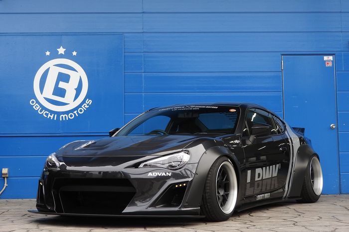 Modifikasi Toyota 86 hasil garapan Liberty Walk