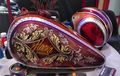 Percantik Tampilan dan Aksesori Motor Dengan Seni Pinstriping, Pengerjaan Helm Dibanderol Mulai Rp 400 Ribuan