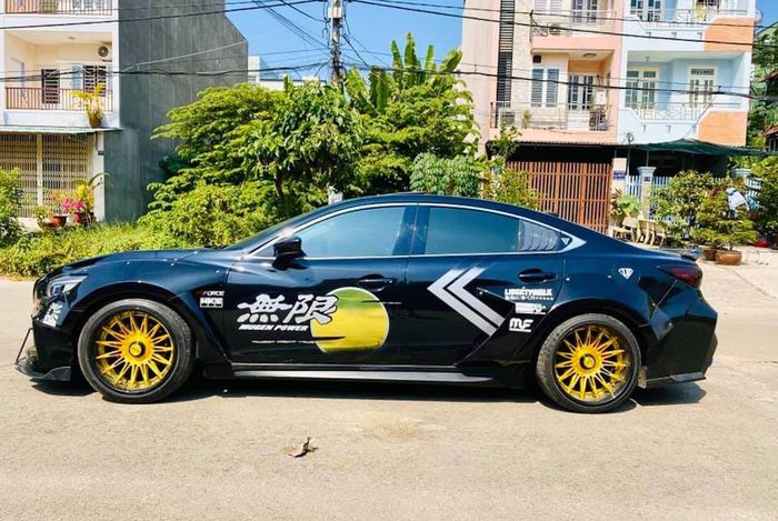 Modifikasi Mazda6 pakai pelek multi-spoke warna dual-tone