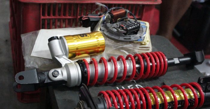 Sokbreker belakang PnP Vespa dari sokbreker motor matik 