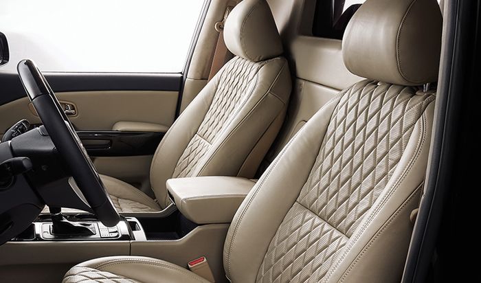 Lapisan jok depan diganti