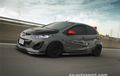 Bodi Mazda2 Lama Disisipi Serat Karbon Jadi Keren dan Lebih Sporty